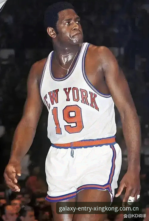 星空入口CN站 深度揭秘:雷吉亚纳买中锋,为何偏要选那个“被NBA拒绝的篮板痴汉”?